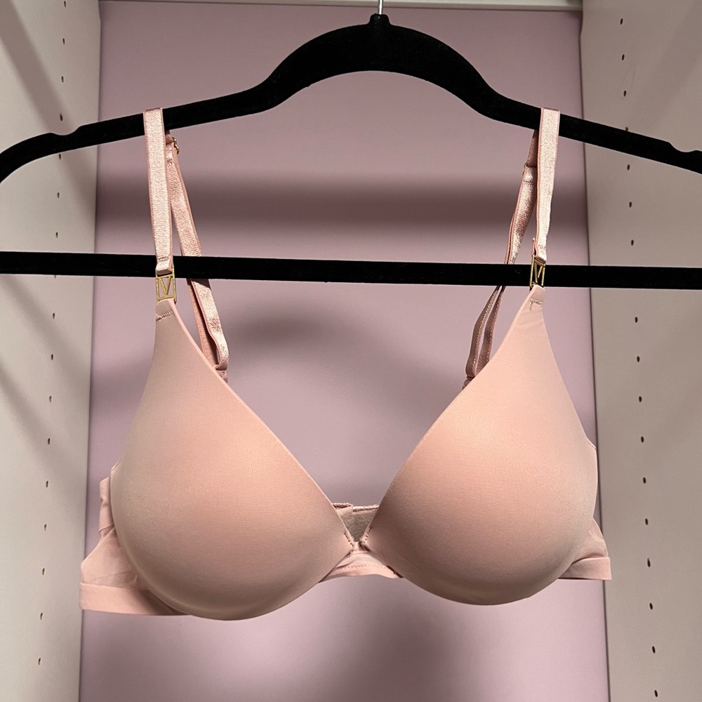 Like New! Victoria’s Secret Push Up Bra